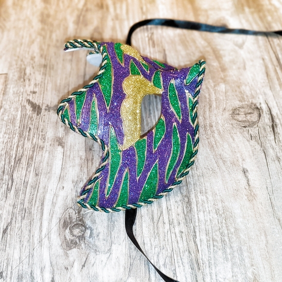 MARDI GRAS Masquerade Mask Royalty Inspired - Picture 4 of 7